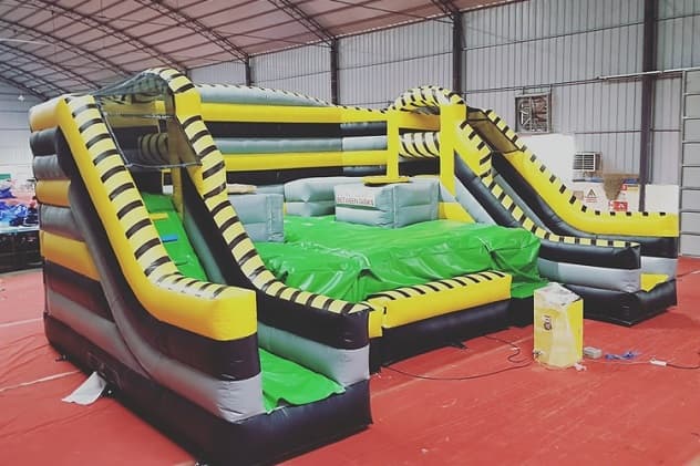 Mechanical Toxic Twister Game